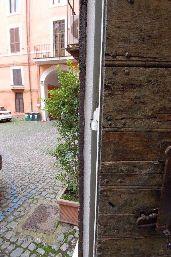 Roma Centro Storico Via Dell’Orso  Vendita Appartamento Studio o Abitazione – Bilocale