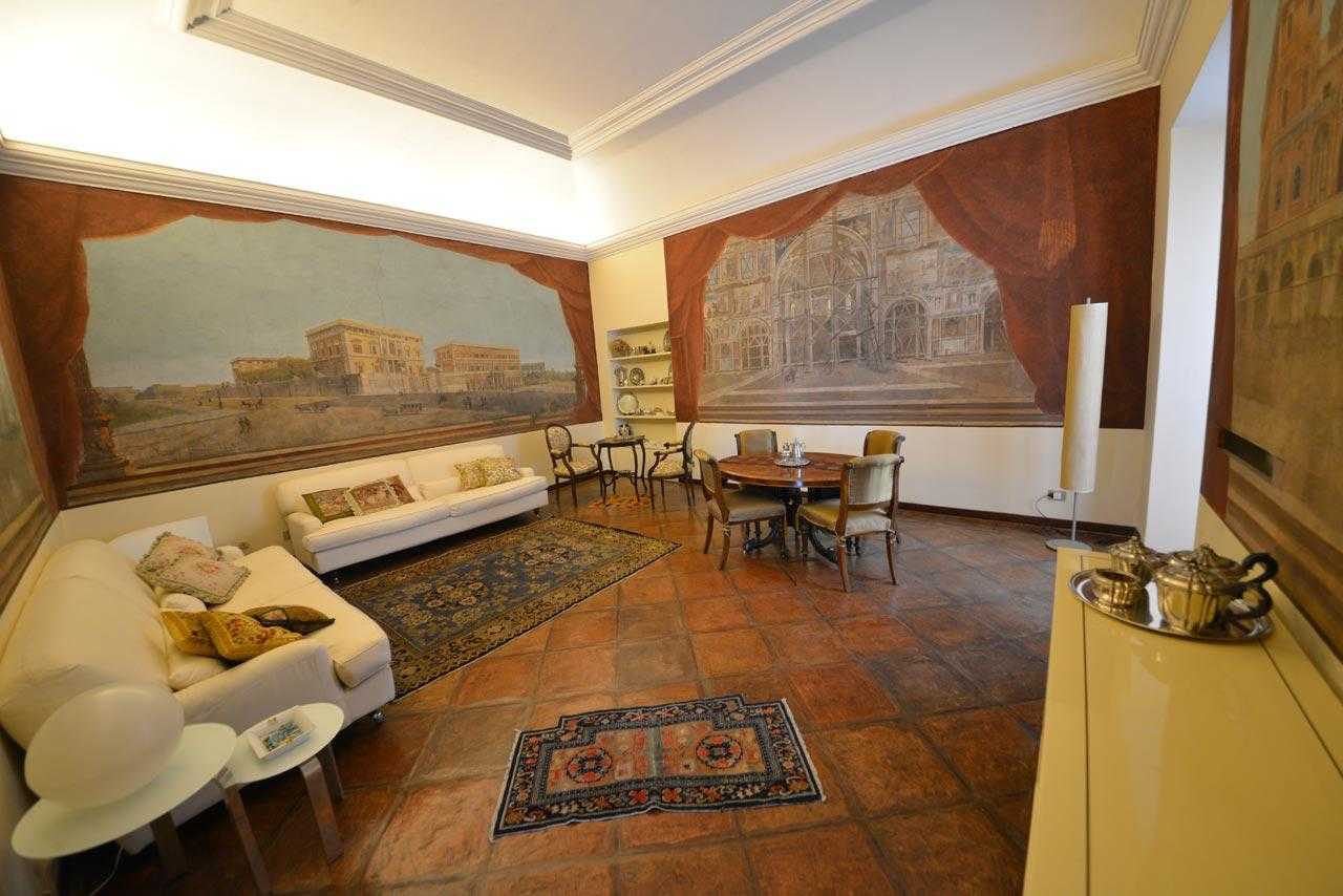 Roma Rione Monti Affitto Appartamento di pregio