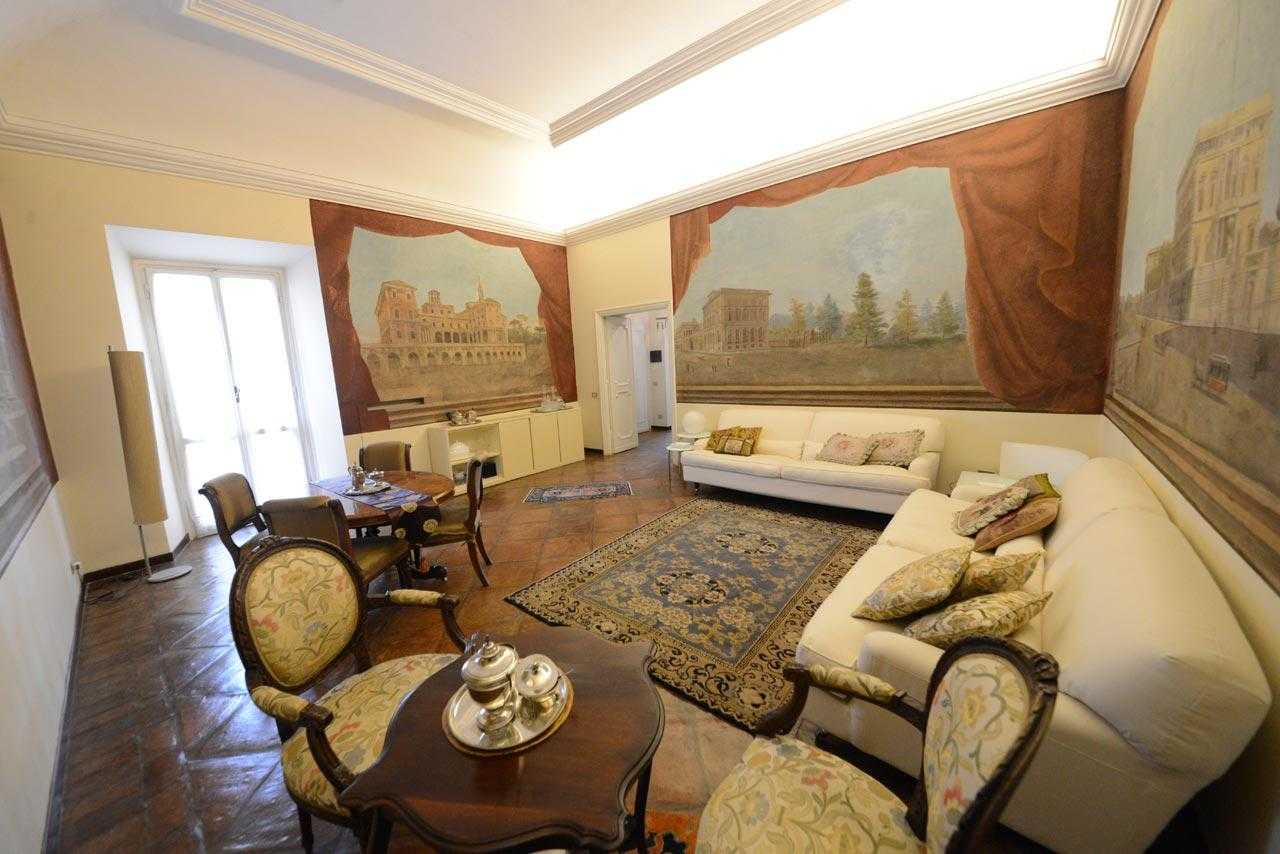 Roma Rione Monti Affitto Appartamento di pregio