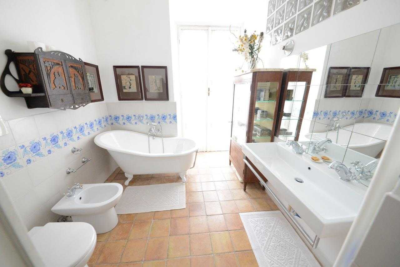 Roma Rione Monti Affitto Appartamento di pregio