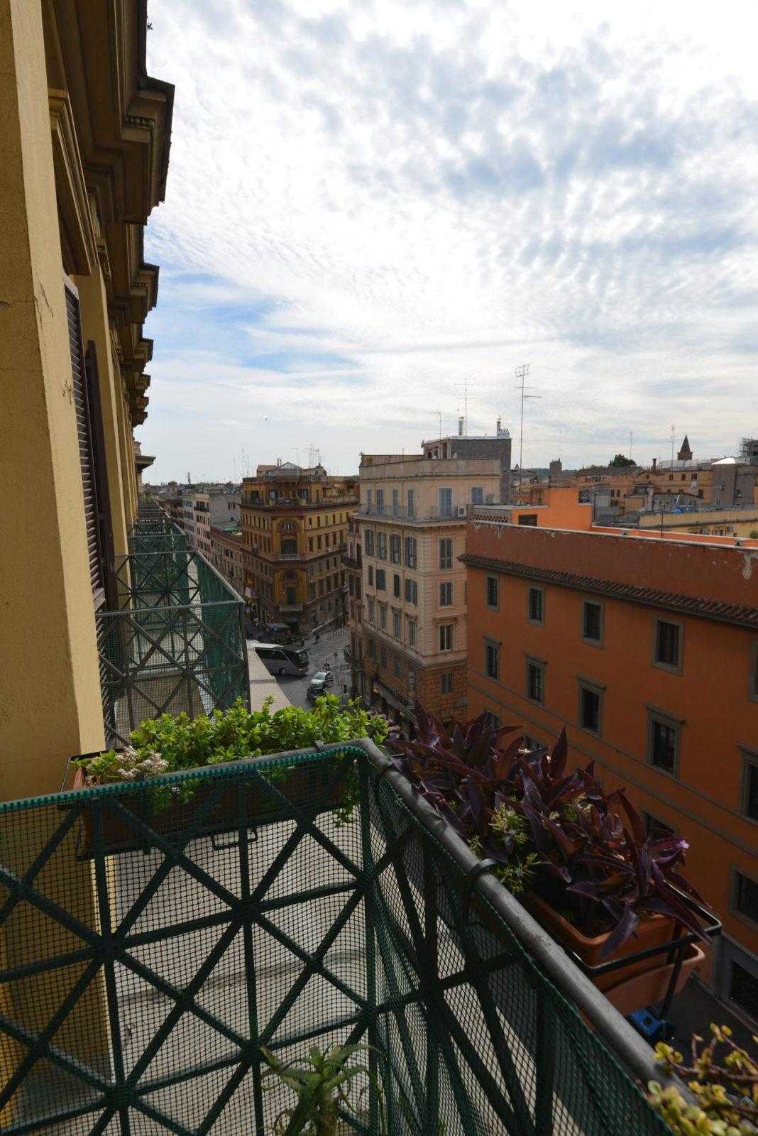 Roma Rione Monti Affitto Appartamento di pregio