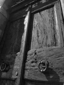Roma_portone_centro_storico