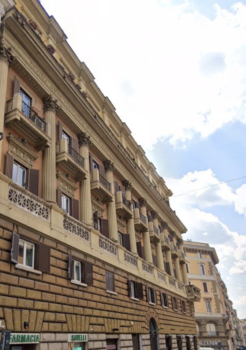 Roma Rione Monti Affitto Appartamento di pregio