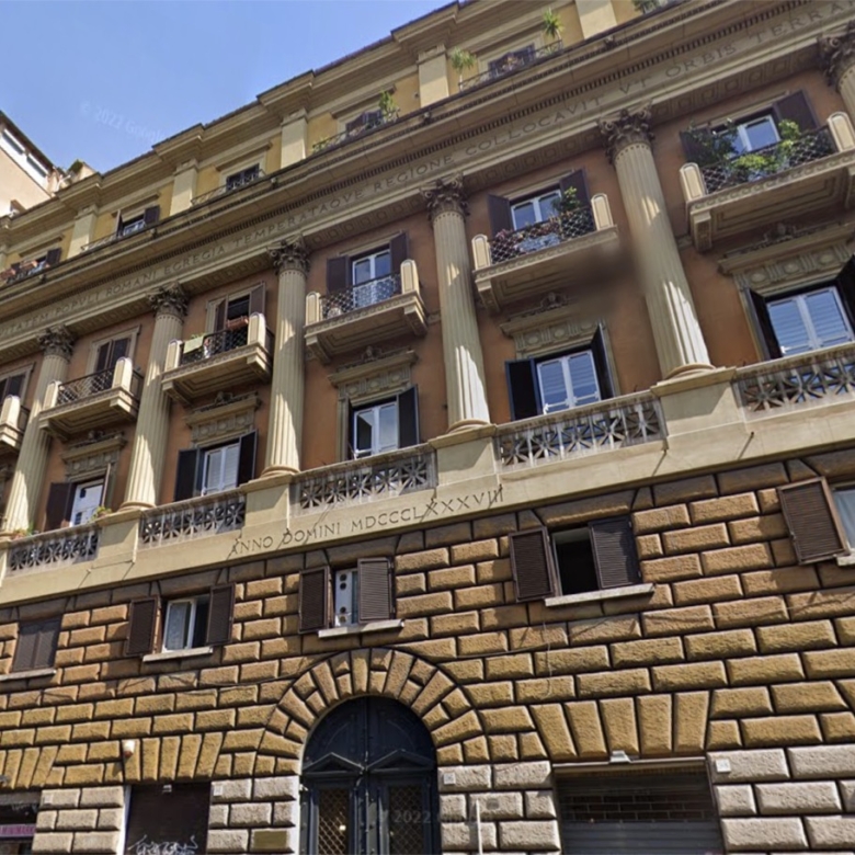 Roma Rione Monti Affitto Appartamento di pregio