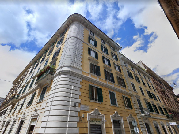 Roma Via Pierluigi da Palestrina appartamento in vendita – operazione di vendita preliminare