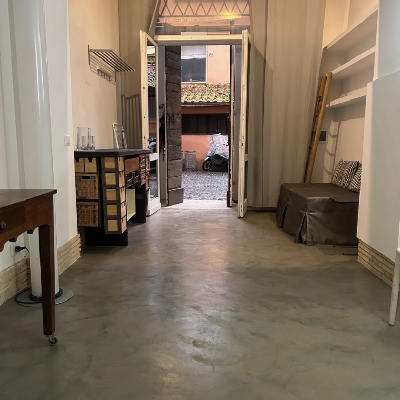 Roma Centro Storico Via Dell’Orso  Vendita Appartamento Studio o Abitazione – Bilocale