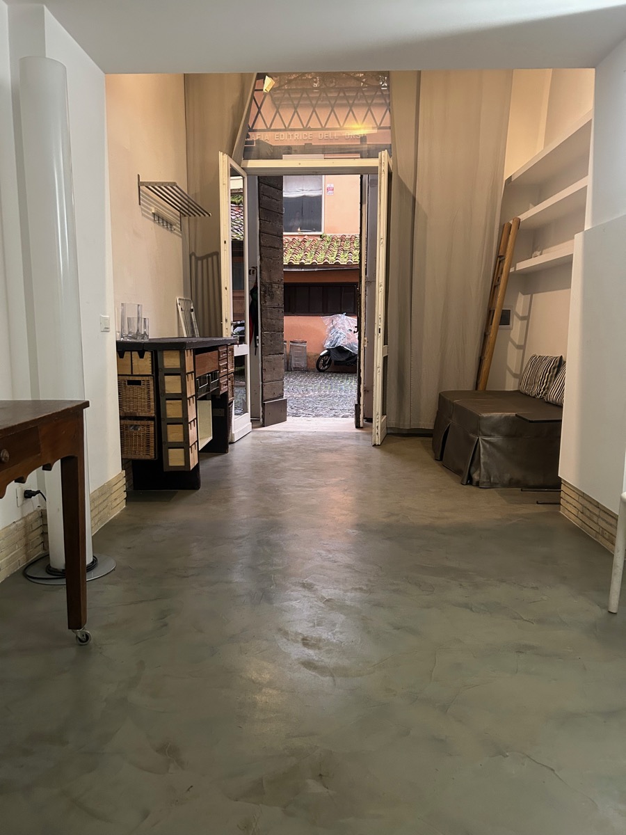 Roma Centro Storico Via Dell’Orso  Vendita Appartamento Studio o Abitazione – Bilocale
