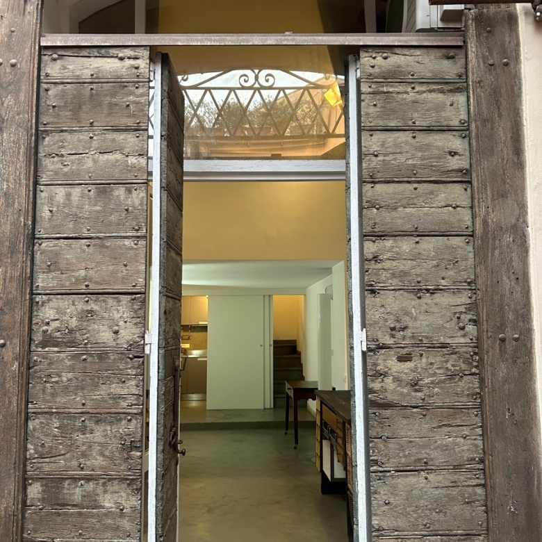 Roma Centro Storico Via Dell’Orso  Vendita Appartamento Studio o Abitazione – Bilocale