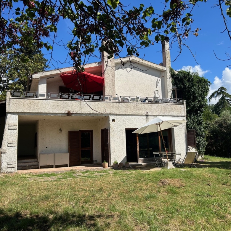 Villa in vendita Anguillara Sabazia