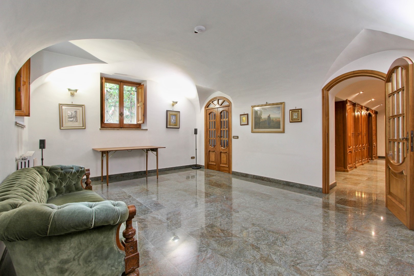 Villa Esclusiva in Stile Liberty a Coppedè: Residenza di Lusso o Struttura Sanitaria/Ricettiva o sede Diplomatica