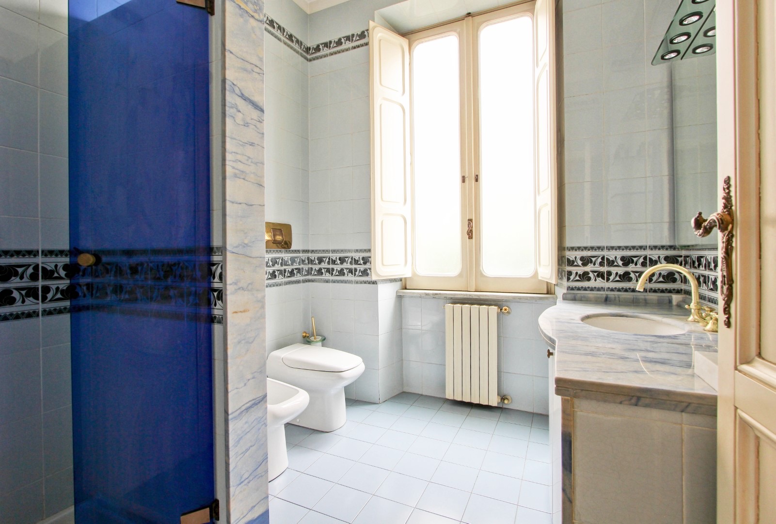 Villa Esclusiva in Stile Liberty a Coppedè: Residenza di Lusso o Struttura Sanitaria/Ricettiva o sede Diplomatica