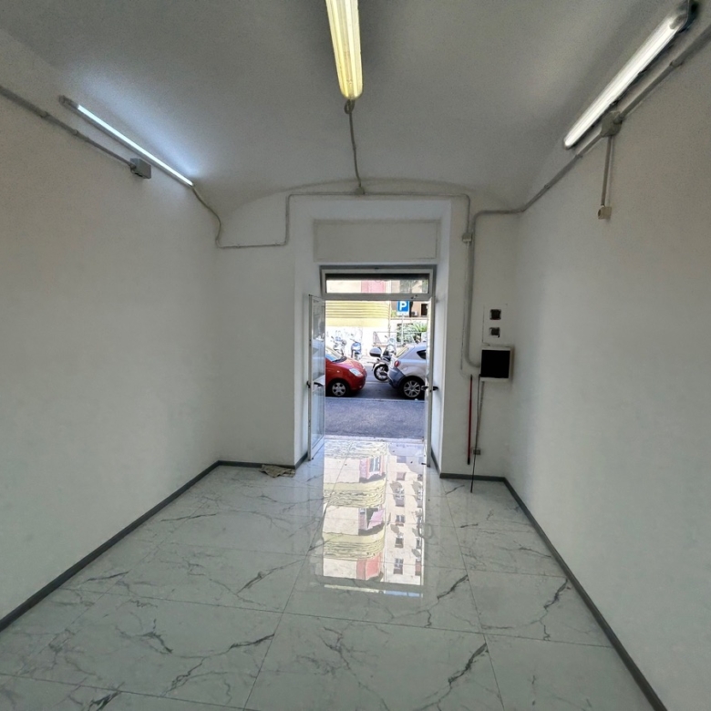 Roma Locale Commerciale Affitto Via Paolo Paruta