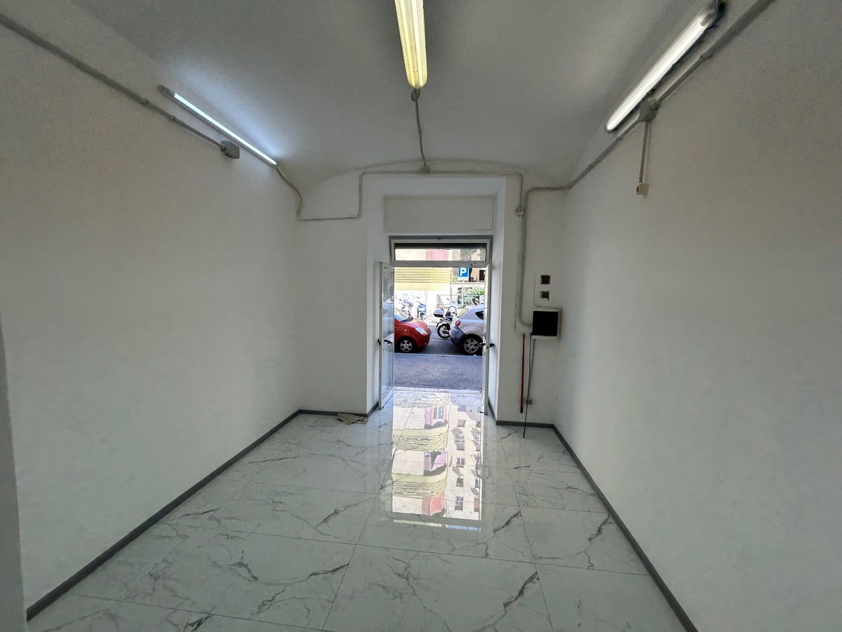 Roma Locale Commerciale Affitto Via Paolo Paruta