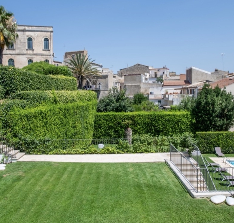 Ragusa Villa del Lauro | Boutique Hotel 4 Stelle in vendita