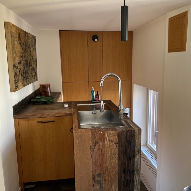 Elegante Attico in Affitto nel Cuore di Roma – Piazza di Torre Argentina