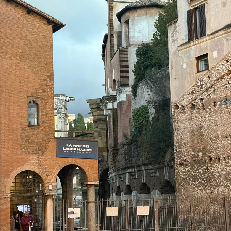 Roma Centro Storico Appartamento Affitto Via Catalana —— AFFITTATO