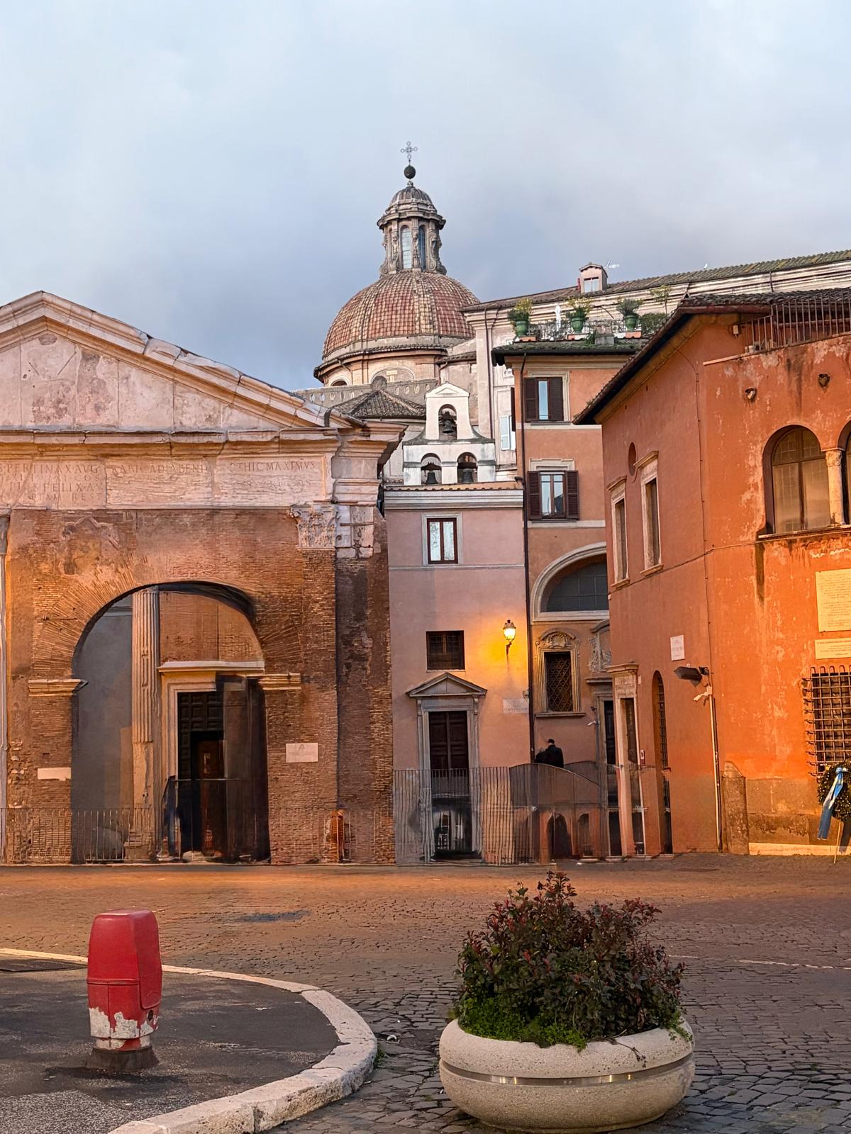 Roma Centro Storico Appartamento Affitto Via Catalana —— AFFITTATO
