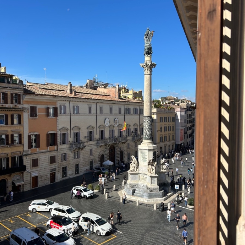 Roma Piazza di Spagna Appartamento Affitto