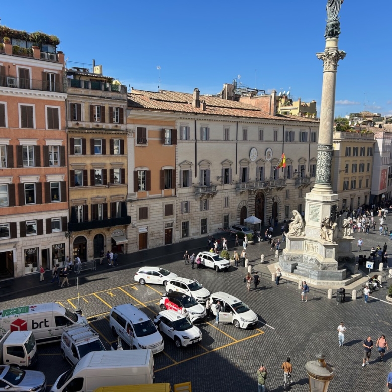 Roma Piazza di Spagna Appartamento Affitto