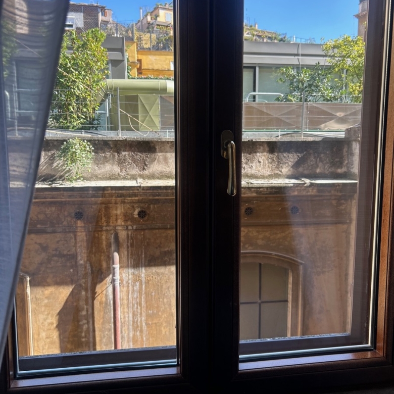 Roma Piazza di Spagna Appartamento Affitto