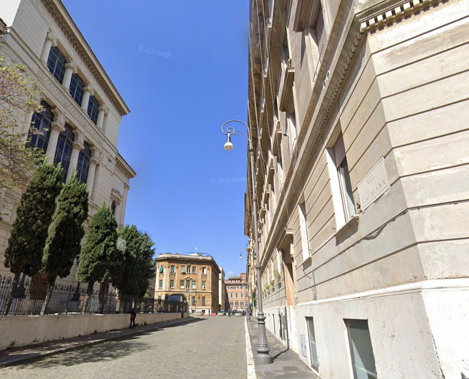 Roma Centro Storico Appartamento Affitto Via Catalana —— AFFITTATO