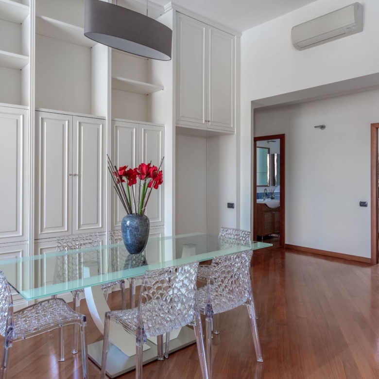 Roma Centro Storico Appartamento Affitto Via Catalana —— AFFITTATO
