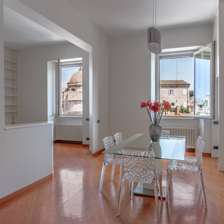 Roma Centro Storico Appartamento Affitto Via Catalana —— AFFITTATO