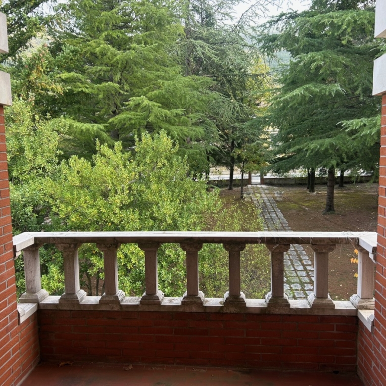 Gualdo Tadino Villa indipendente di pregio in vendita