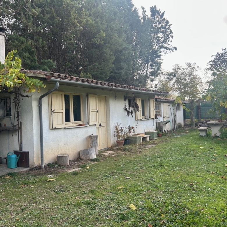Gualdo Tadino Villa indipendente di pregio in vendita