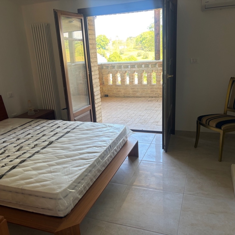 Villa con Torre a Ortona