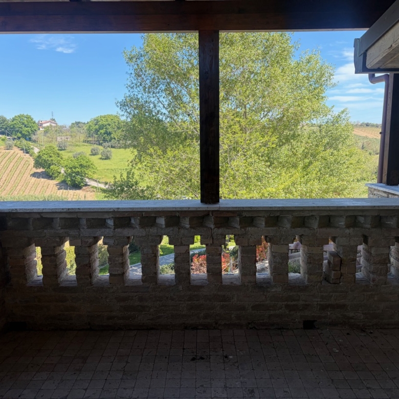 Villa con Torre a Ortona