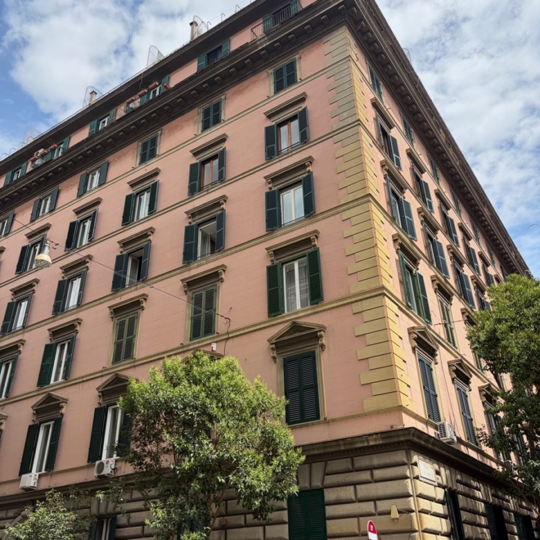 Via Valadier · Roma Affitto Appartamento