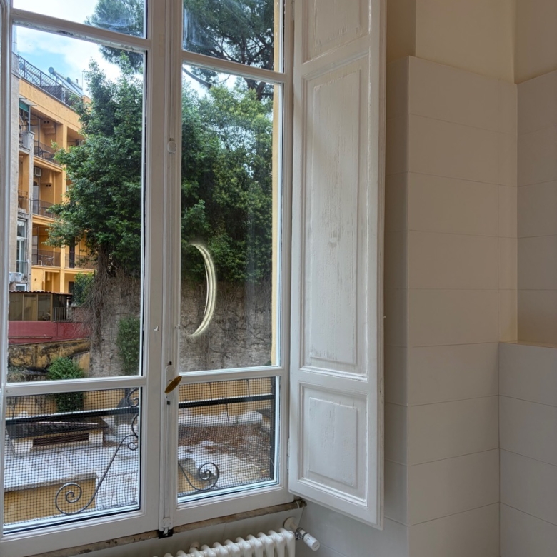 Via Cavour Roma | Appartamento di Pregio