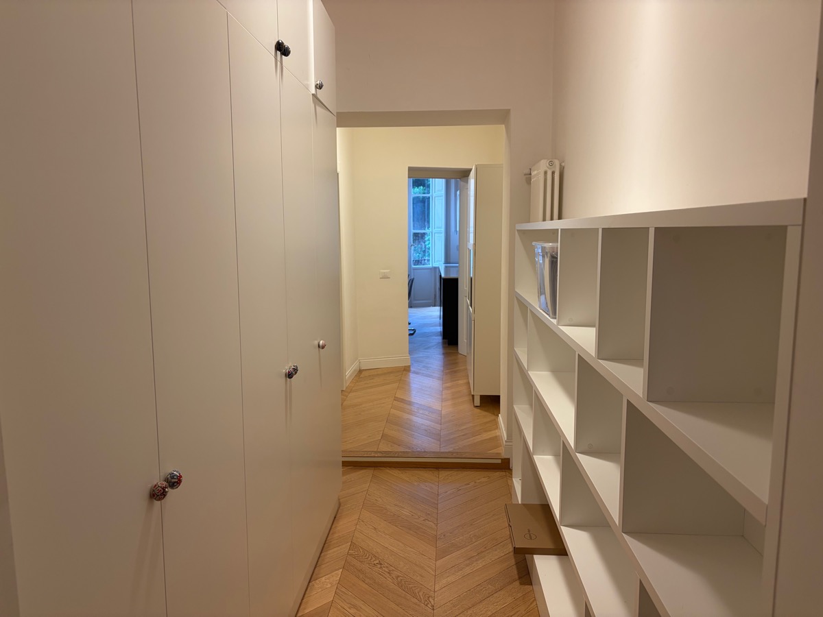 Via Cavour Roma | Appartamento di Pregio