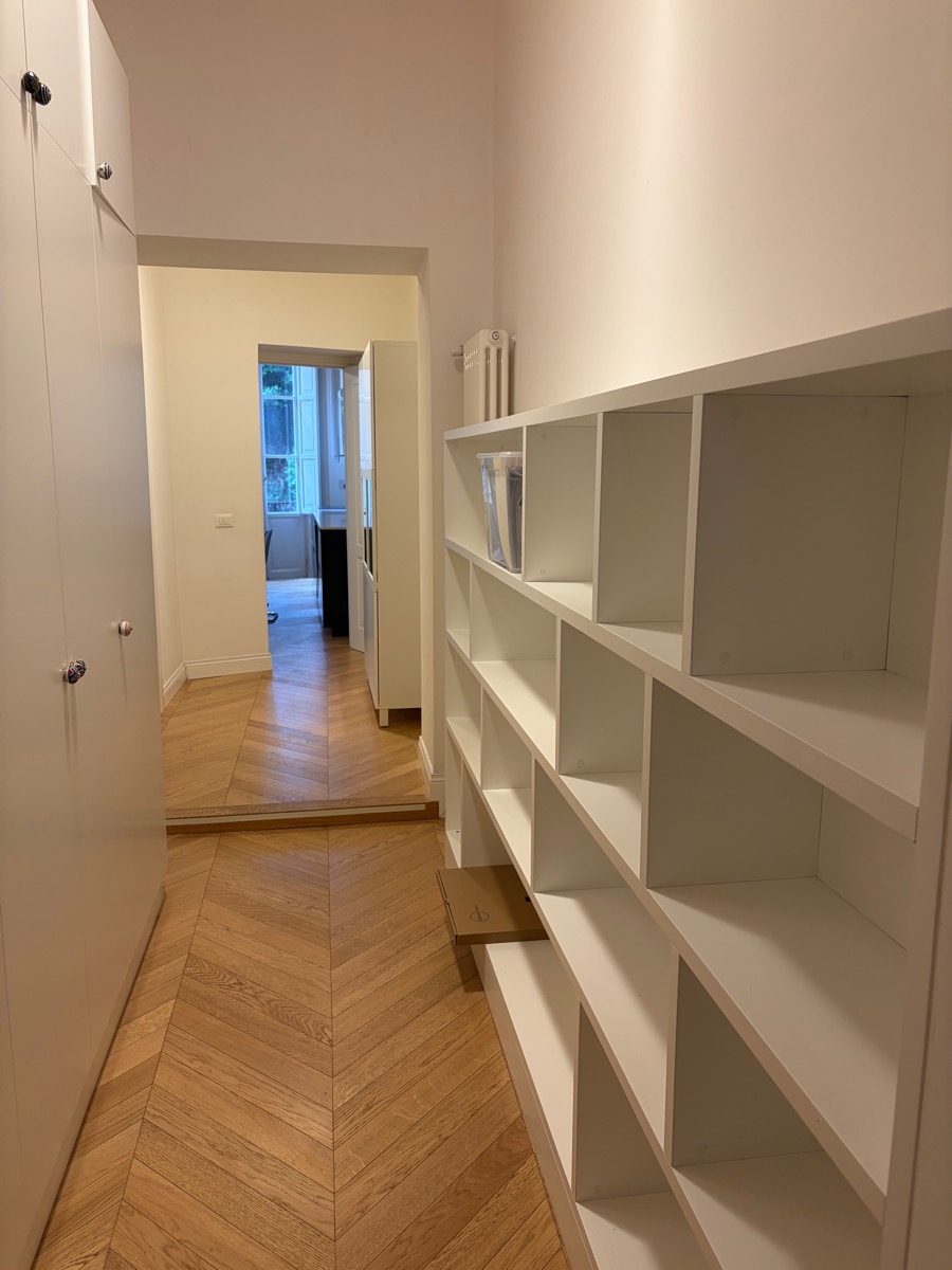 Via Cavour Roma | Appartamento di Pregio