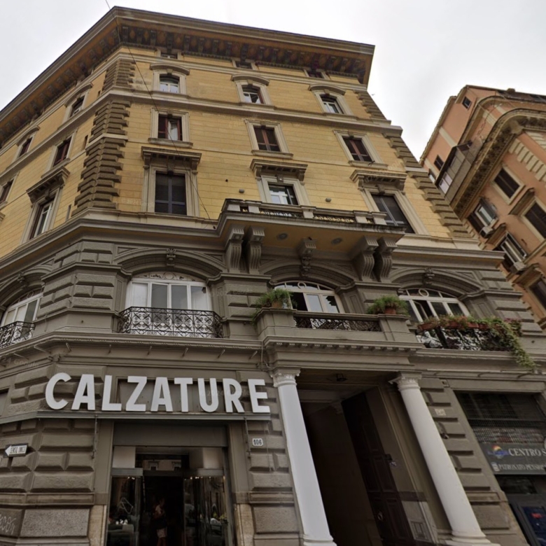 Via Cavour Roma | Appartamento di Pregio