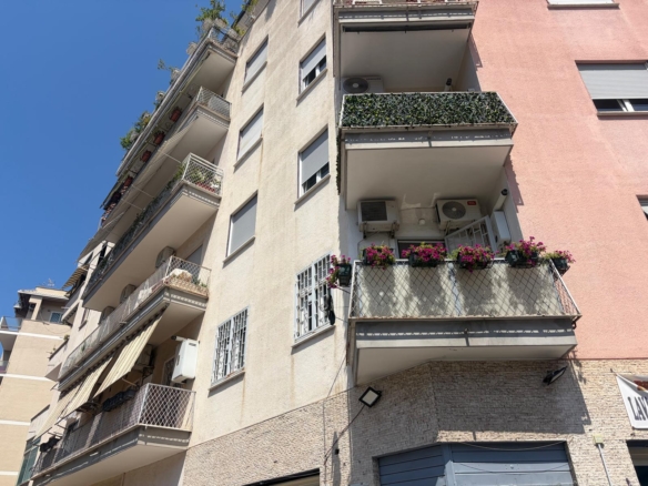 Ufficio Roma Adiacenze Numidio Quadrato